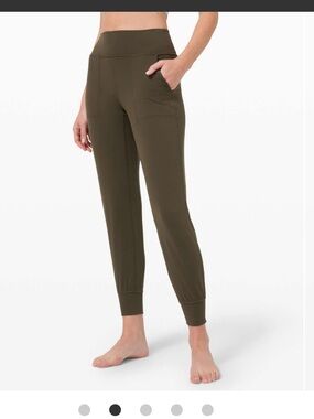 Lululemon Align Jogger 28"
Dark Olive